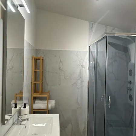 Apartment La Grotta Sardegna 3 Bedrooms 3 Private Bathrooms