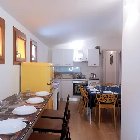 Apartment La Grotta Sardegna 3 Bedrooms 3 Private Bathrooms