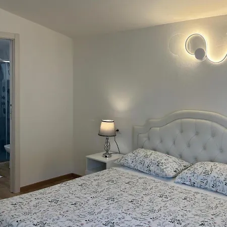 La Grotta Sardegna 3 Bedrooms 3 Private Bathrooms Urzulei