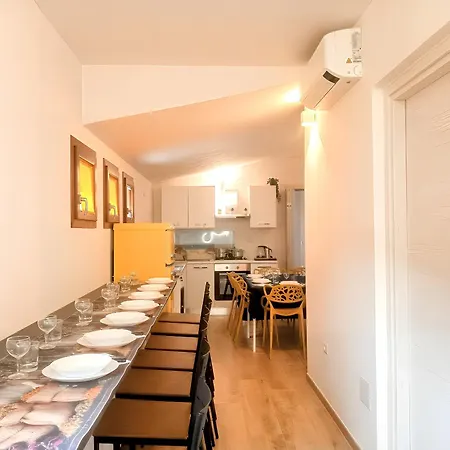 Apartment La Grotta Sardegna 3 Bedrooms 3 Private Bathrooms Urzulei