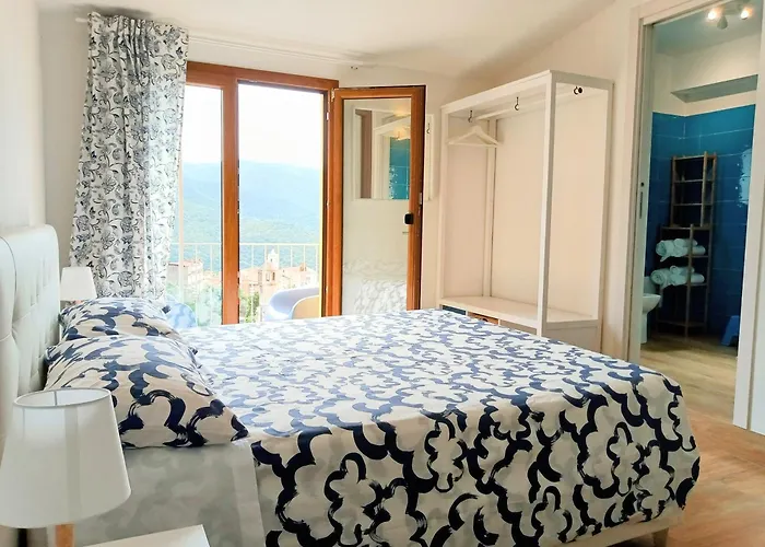 Appartement La Grotta Sardegna 3 Bedrooms 3 Private Bathrooms *