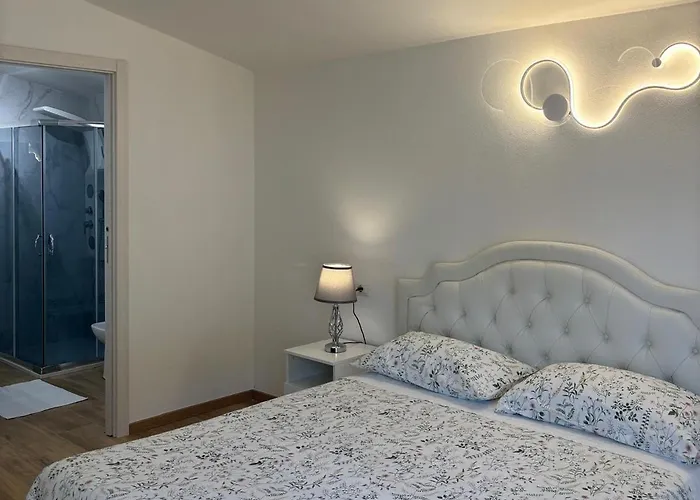 La Grotta Sardegna 3 Bedrooms 3 Private Bathrooms Urzulei